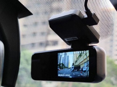 行車記錄儀ABS塑料膠水案例，聚力膠水快速定位解決粘接難題